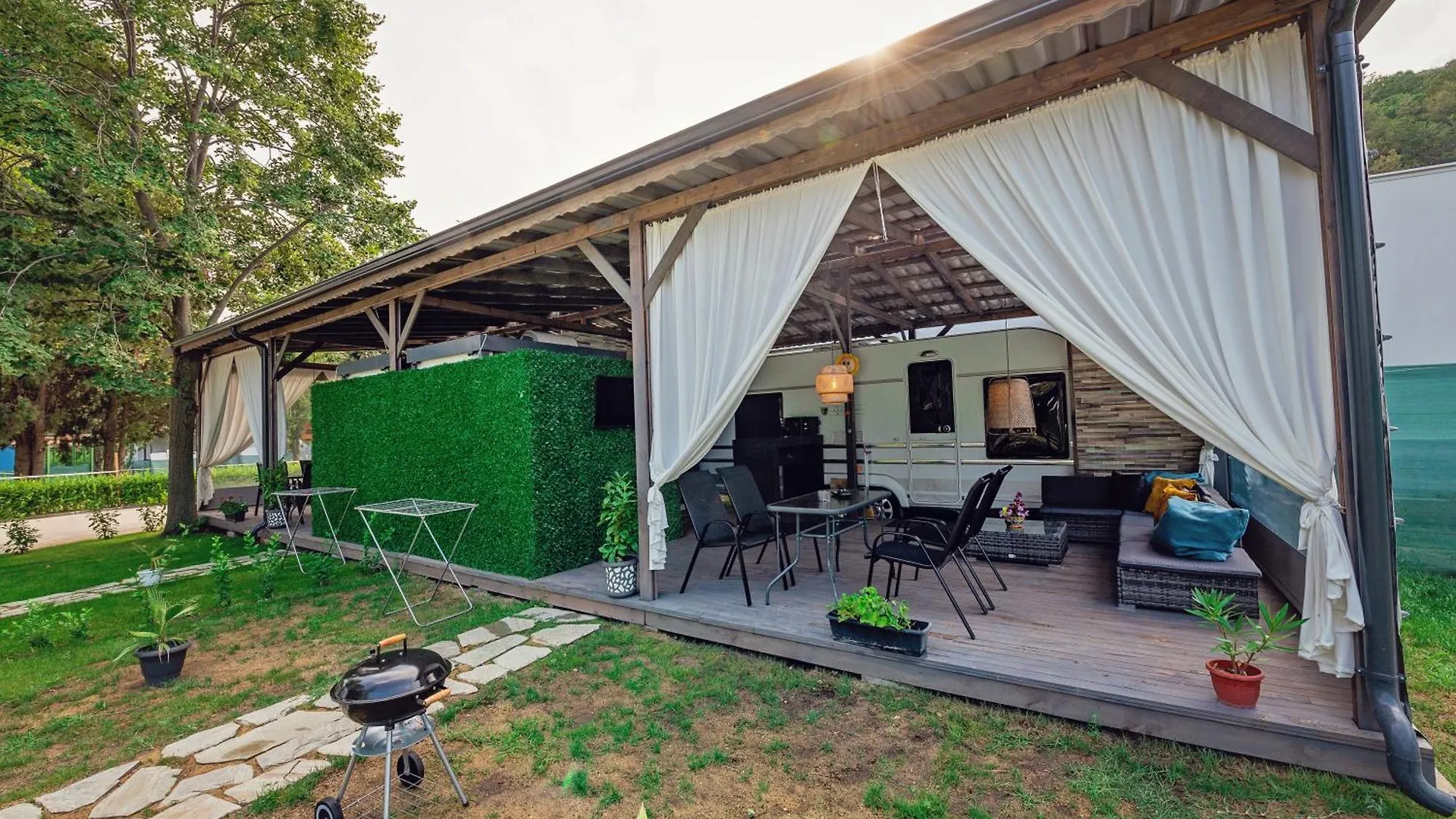 Kemp Hotel Каравани Avi Iris Фичоза Varna